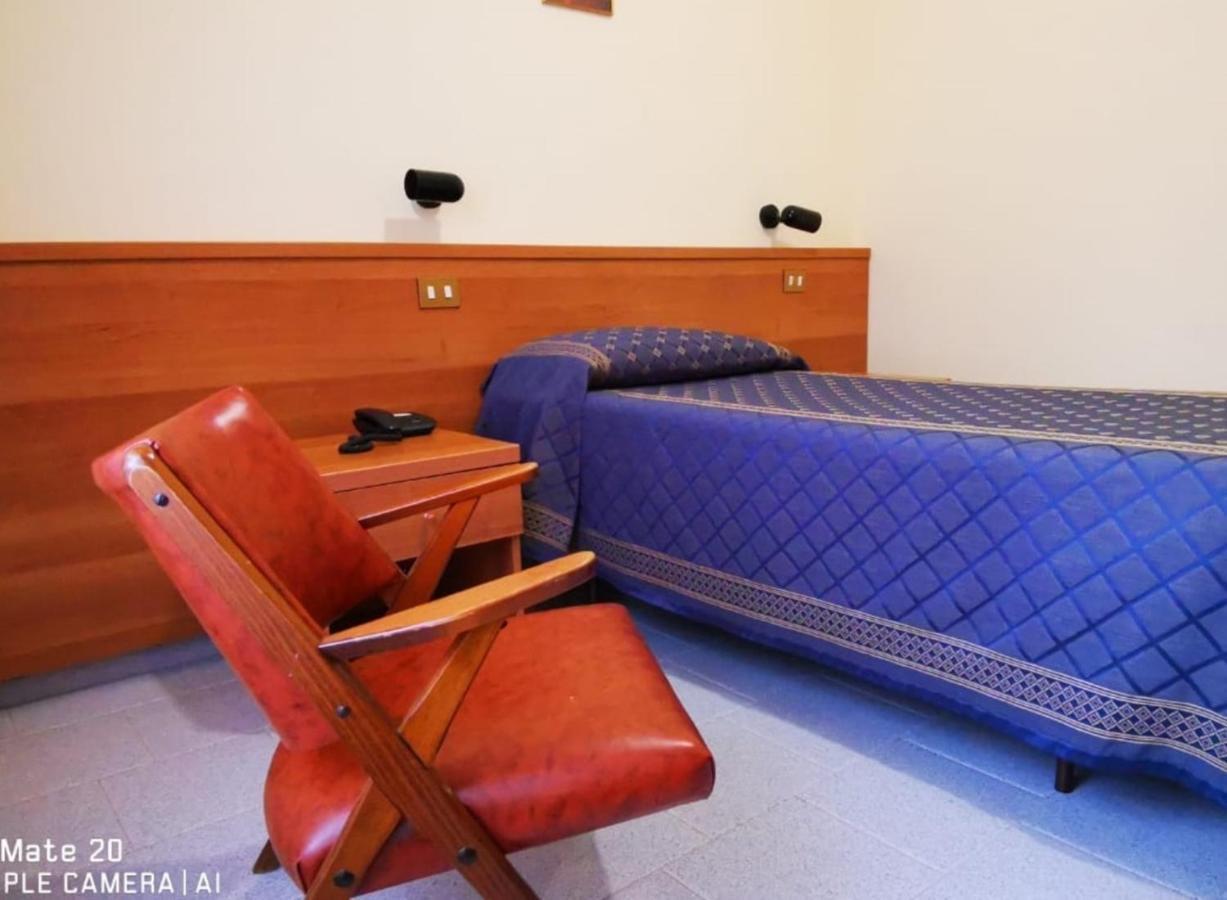 Suore Concezioniste Missionarie - Carmen Salles Roma B&B 외부 사진