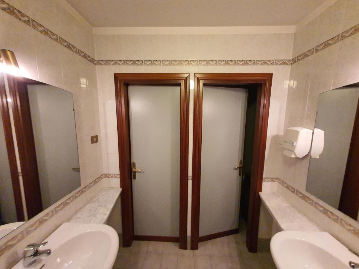 Suore Concezioniste Missionarie - Carmen Salles Roma B&B 외부 사진